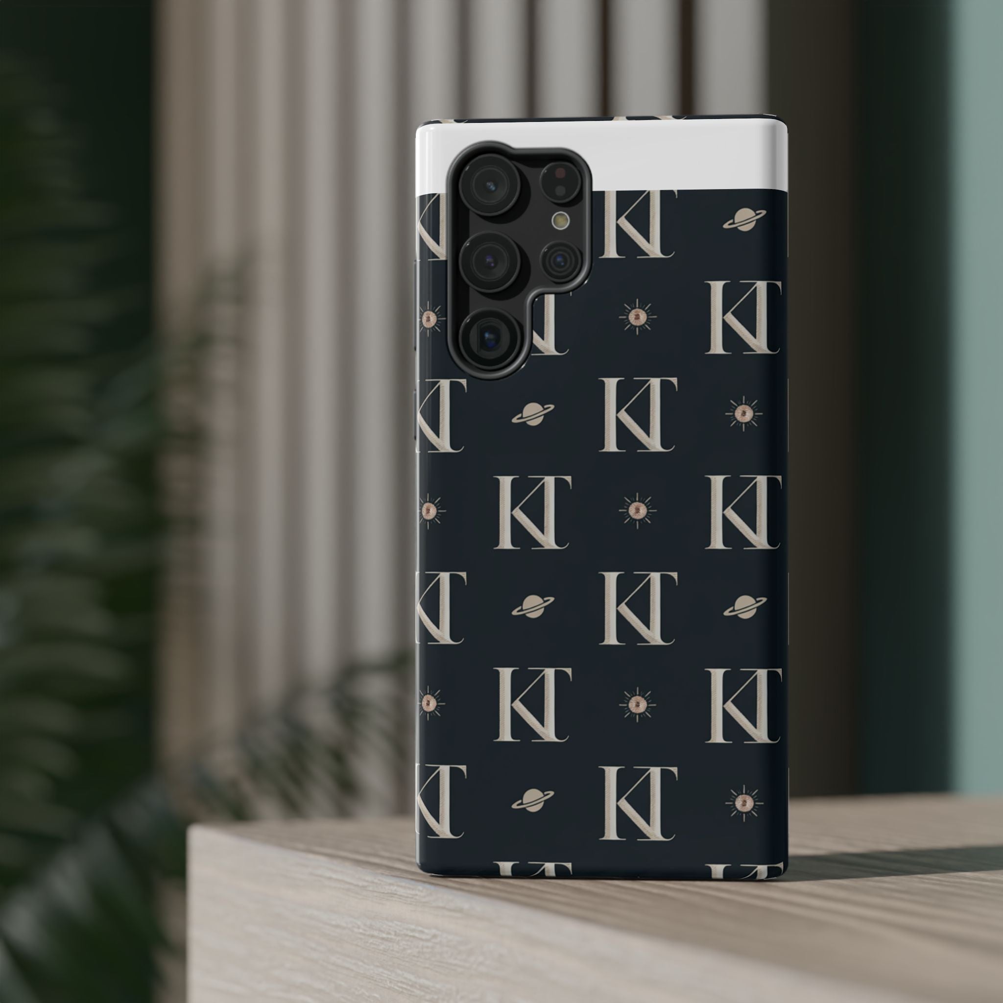 Chic Impact-Resistant Phone Cases for Trendy Protection, Custom Cell Phone Covers, Stylish Gifts for Tech Lovers, Unique Design