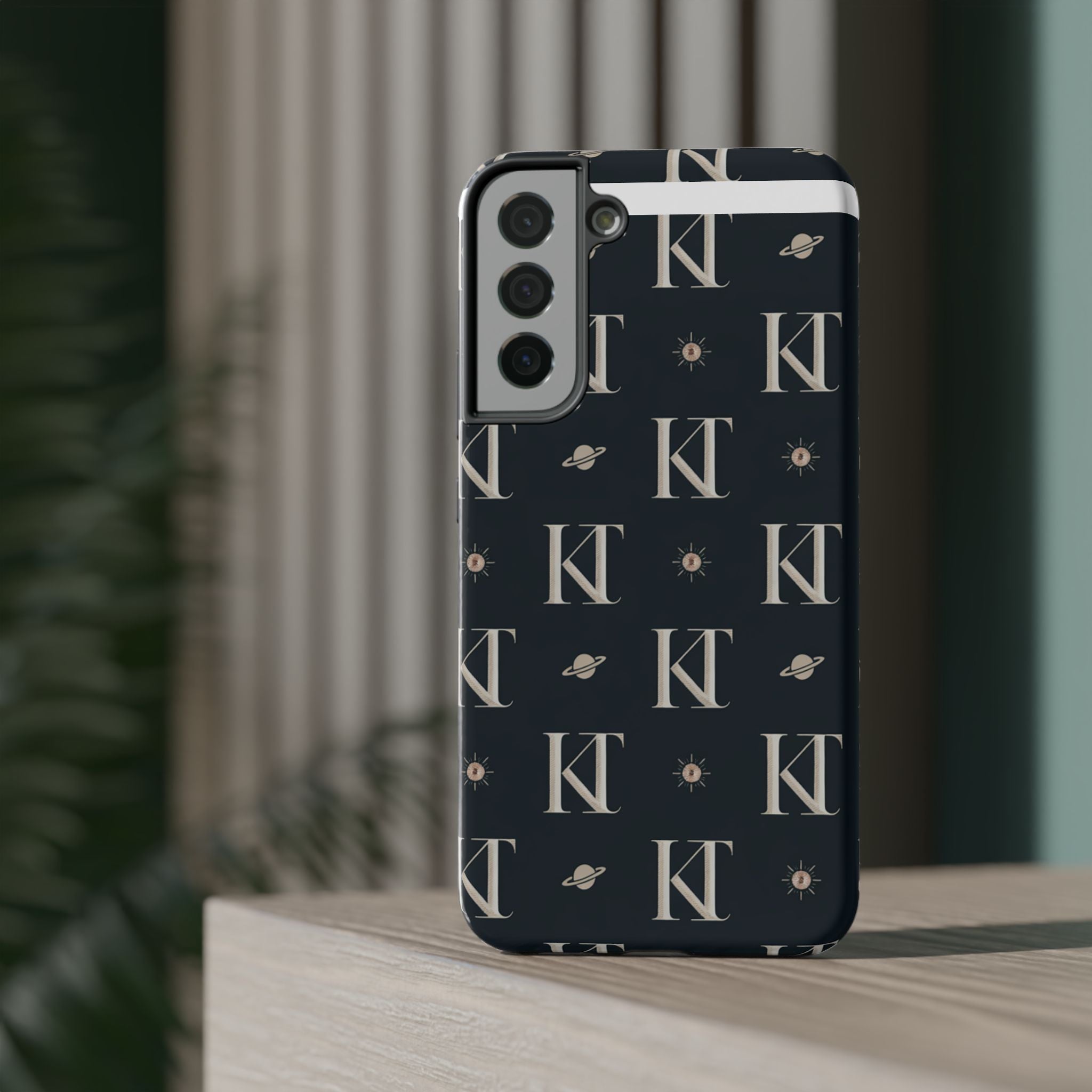 Chic Impact-Resistant Phone Cases for Trendy Protection, Custom Cell Phone Covers, Stylish Gifts for Tech Lovers, Unique Design